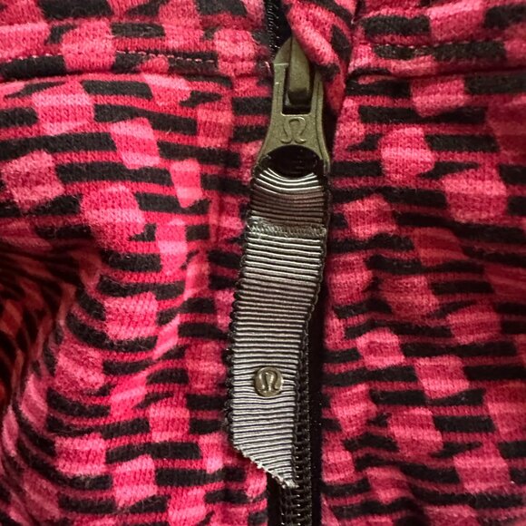 Lululemon Athletica Pink Black Checks Sweater Jacket Size 8 Cotton Polyester - Picture 3 of 8